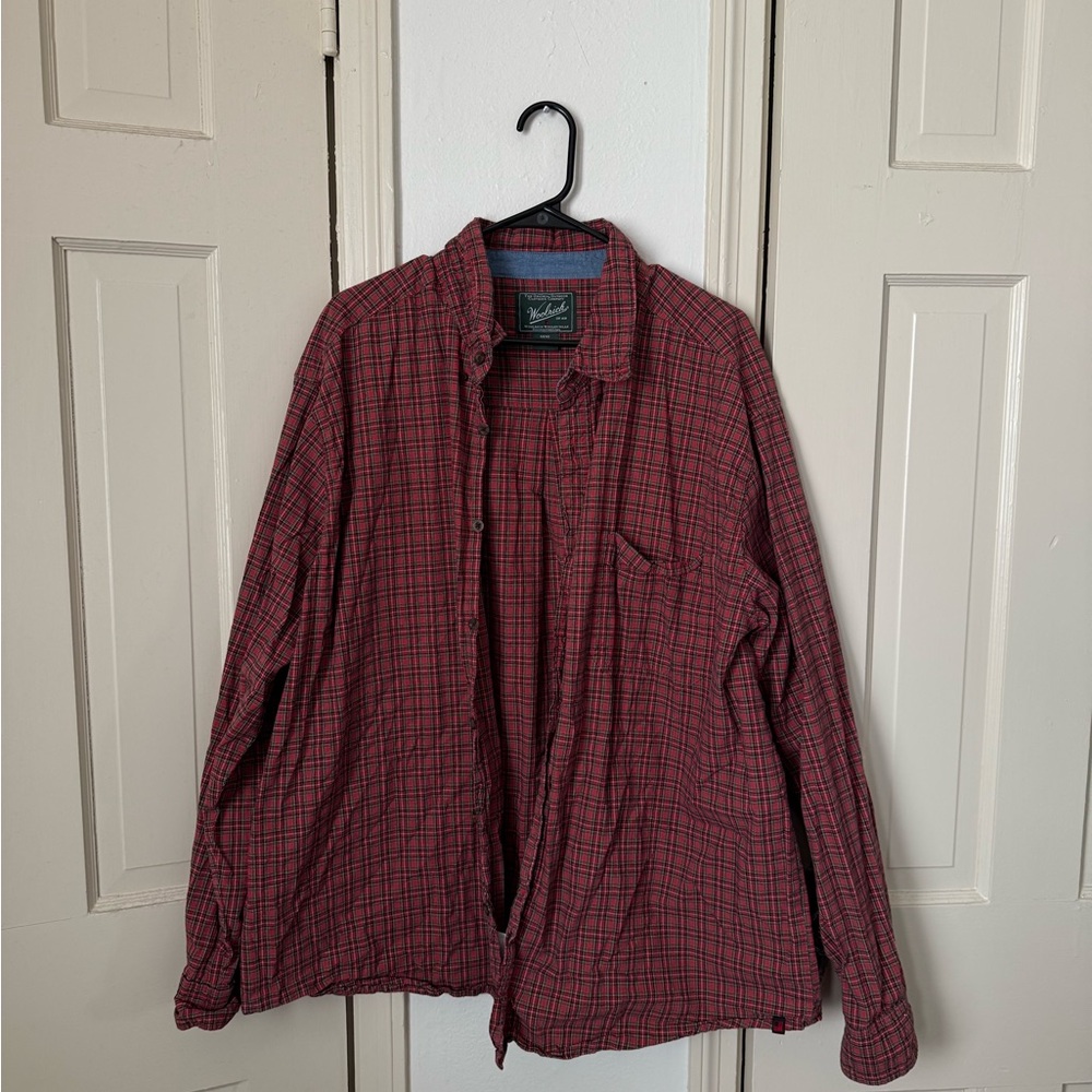 Woolrich Men's Red Plaid Lightweight Flannel Shirt